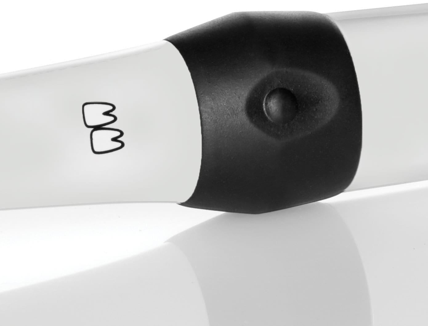 CamX Elara Intraoral Camera - Air Techniques: Camxelaracloseupofsymbol