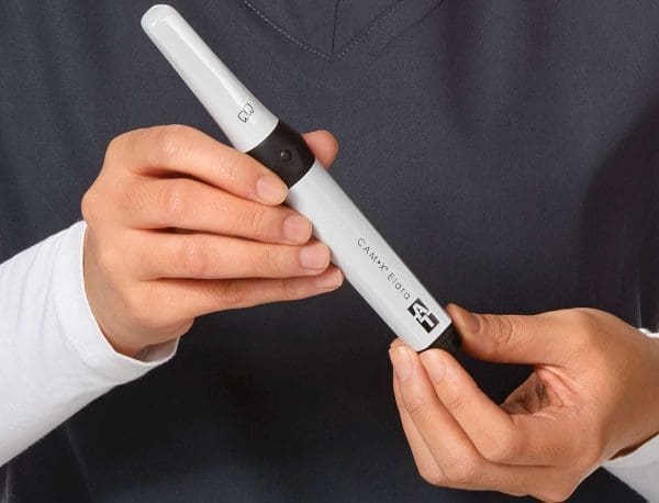 CamX Elara Intraoral Camera - Air Techniques: Elarainhand 600x458